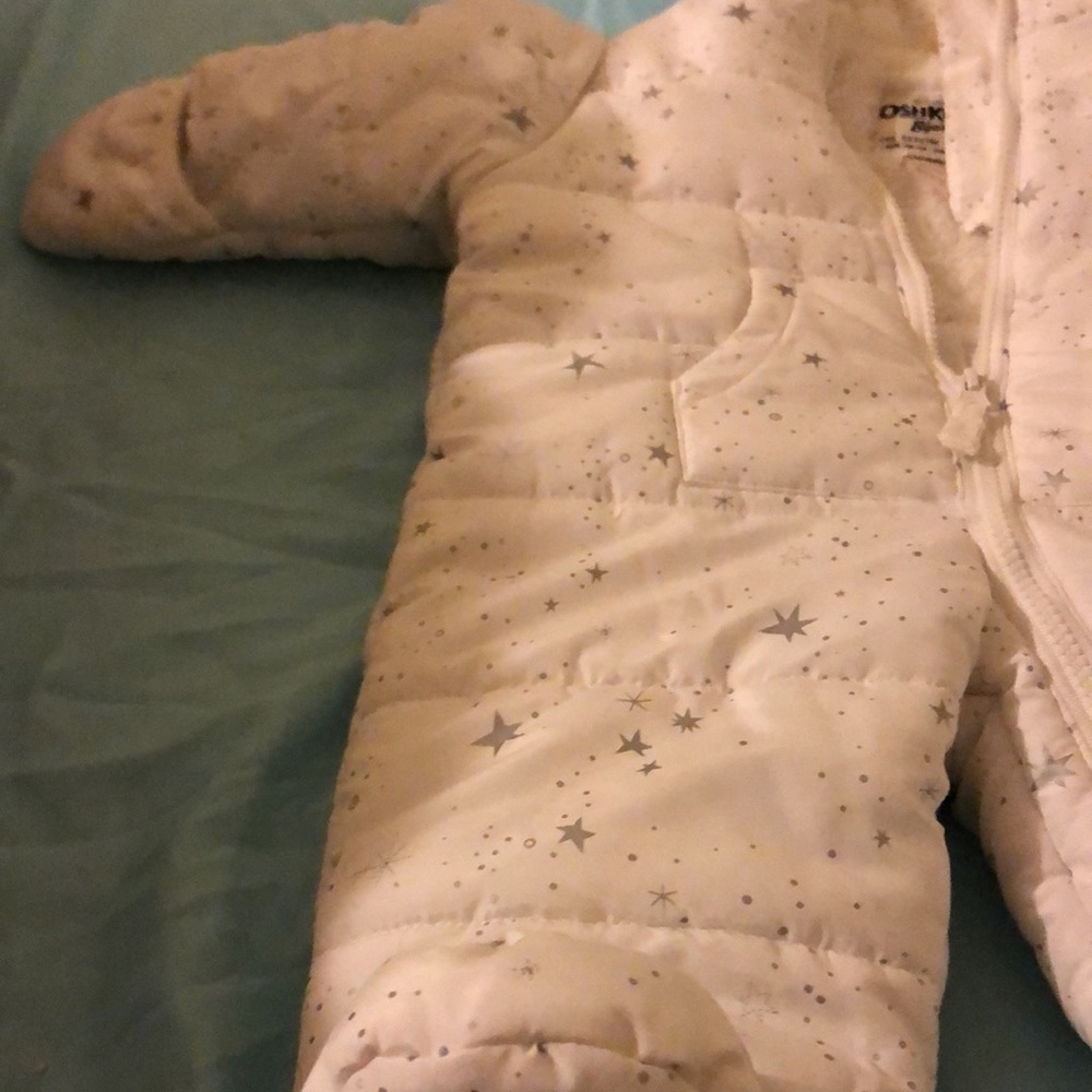 Snowsuit - Picture 5 of 7